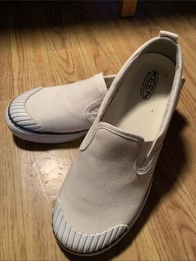 KEEN Women’s Slip-On Canvas Shoe in White